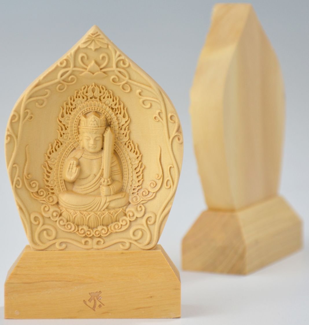 Amazon｜仏像 守り本尊【虚空蔵菩薩】レリーフ型 干支お守り本尊 丑年